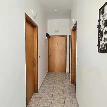 Inna Apartment