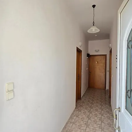 Inna Apartment Fournadhos
